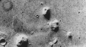 Zdjęcie "twarzy na Marsie" zrobione przez sondę Viking 1 w 1976 roku