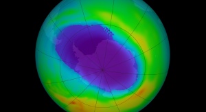 Dziura ozonowa we wrześniu 2004 roku. Źródło: NASA