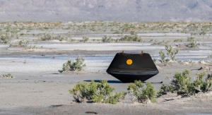 Kapsuła zwrotna z próbką z misji OSIRIS-REx wkrótce po wylądowaniu na pustyni w Utah 24 września 2023 roku  | Image credit: NASA/Keegan Barber