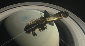 Artystyczna wizja sondy Cassini na orbicie Saturna. Fot. NASA/JPL-Caltech