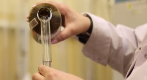 Naukowcy z Instytutu Chemii UŚ produkują środek dezynfekujący na potrzeby uczelni