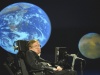 Stephen Hawking podczas uroczystości 50-lecia NASA (21.04.2008) na George Washington University w Waszyngtonie (USA). Fot. NASA/Paul E. Alers