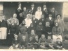 Fotografia weselna: Gustaw Šalbot i Hana Poljak wraz z rodziną Poljaków (Potisský Sv. Mikuláš, lata 30. XX wieku) | fot. archiwum prywatne G. Poljaka