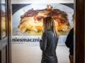 Wernisaż wystawy związanej z projektem „Niesmacznie” Patrycji Machałek | fot. Paulina Bajorowicz Wernisaż wystawy związanej z projektem „Niesmacznie” Patrycji Machałek | fot. Paulina Bajorowicz
